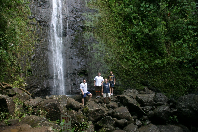 2008/01(January)/Hawaii/Best-of/640x480_2008-01-12-Hawaii-Manoa-Trail-14-Steve-Bill-Travis-Rob-GOOD.JPG