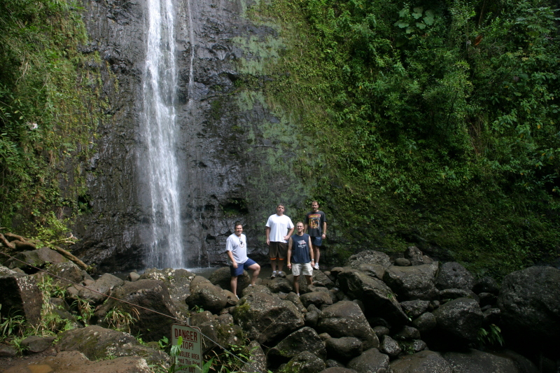 2008/01(January)/Hawaii/Best-of/800x600_2008-01-12-Hawaii-Manoa-Trail-14-Steve-Bill-Travis-Rob-GOOD.JPG