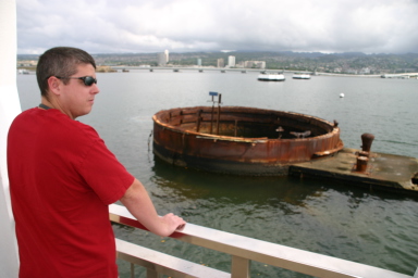 2008-01-11-Hawaii-Pearl-Harbor-14-USS-Arizona-GOOD.JPG