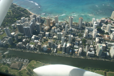 2008-01-19-Hawaii-Juanita-Cesna-021-Waikiki-GOOD.JPG