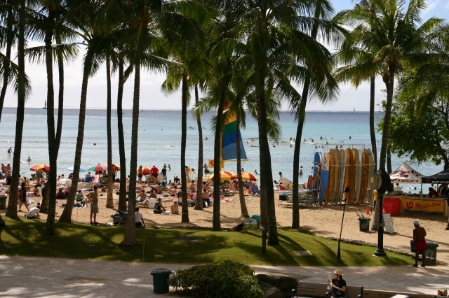 2008-01-04-Hawaii-05-view-from-Hyatt-lobby.JPG