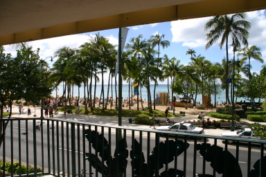 2008-01-04-Hawaii-04-view-from-Hyatt-lobby.JPG