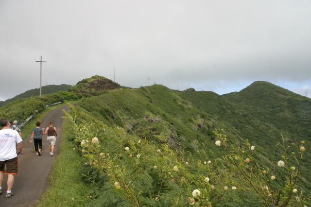 2008/01(January)/Hawaii/Jan05/2-Boys-ranch-hike/640x480_2008-01-05-Hawaii-Boys-Ranch-01-Bill-Livia.JPG