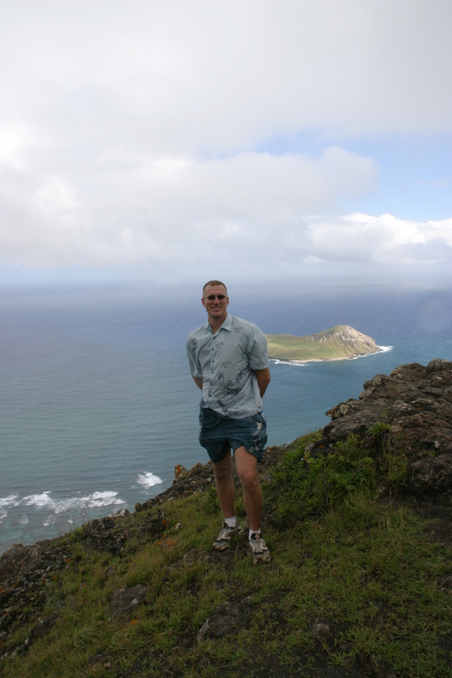 2008/01(January)/Hawaii/Jan05/2-Boys-ranch-hike/640x480_2008-01-05-Hawaii-Boys-Ranch-10-Travis.JPG