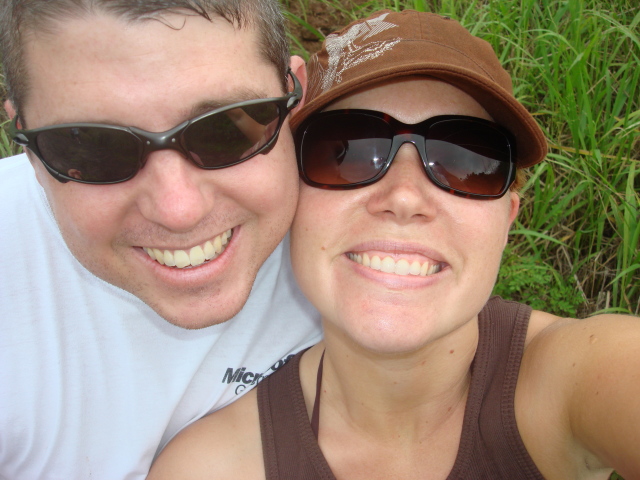 2008/01(January)/Hawaii/Jan05/2-Boys-ranch-hike/640x480_2008-01-05-Hawaii-Boys-Ranch-52-Bill-Livia-self-portrait.JPG
