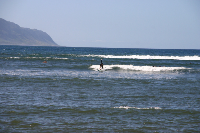 2008/01(January)/Hawaii/Jan06/3-Surfing/640x480_2008-01-06-Hawaii-surfing-18-Travis-1st-attempt-ever.JPG