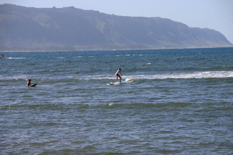2008/01(January)/Hawaii/Jan06/3-Surfing/800x600_2008-01-06-Hawaii-surfing-05.JPG