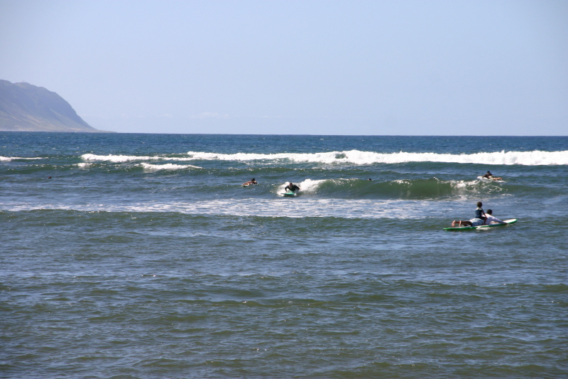 2008/01(January)/Hawaii/Jan06/3-Surfing/800x600_2008-01-06-Hawaii-surfing-17-Travis-1st-attempt-ever.JPG