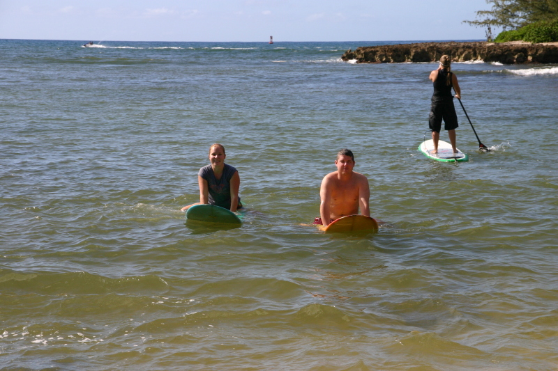 2008/01(January)/Hawaii/Jan06/3-Surfing/800x600_2008-01-06-Hawaii-surfing-75-Livia-Bill.JPG