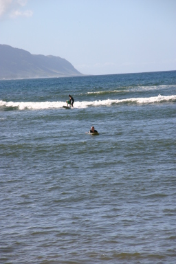 2008-01-06-Hawaii-surfing-53-Travis.JPG