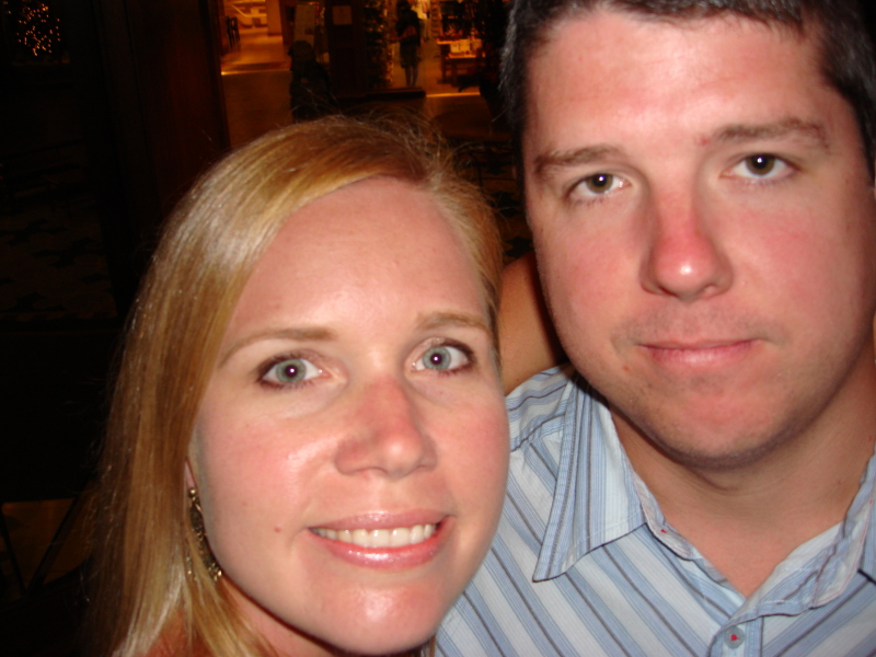 2008/01(January)/Hawaii/Jan07/Livias-Day-Out/800x600_2008-01-07-Hawaii-62-Date-night-Livia-Bill.JPG