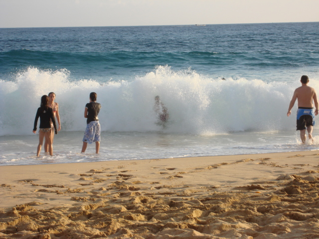 2008/01(January)/Hawaii/Jan08/Sandy-Beach/640x480_2008-01-08-Hawaii-08-Sandy-Beach-Bill.JPG