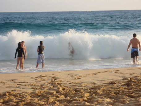 2008-01-08-Hawaii-08-Sandy-Beach-Bill.JPG