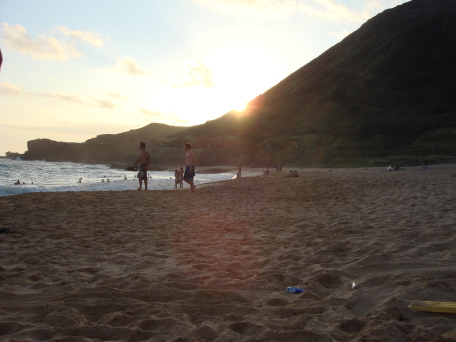 2008-01-08-Hawaii-22-Sandy-Beach-sunset.JPG