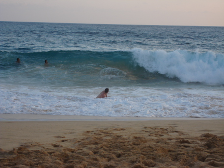 2008-01-08-Hawaii-32-Sandy-Beach-Bill.JPG