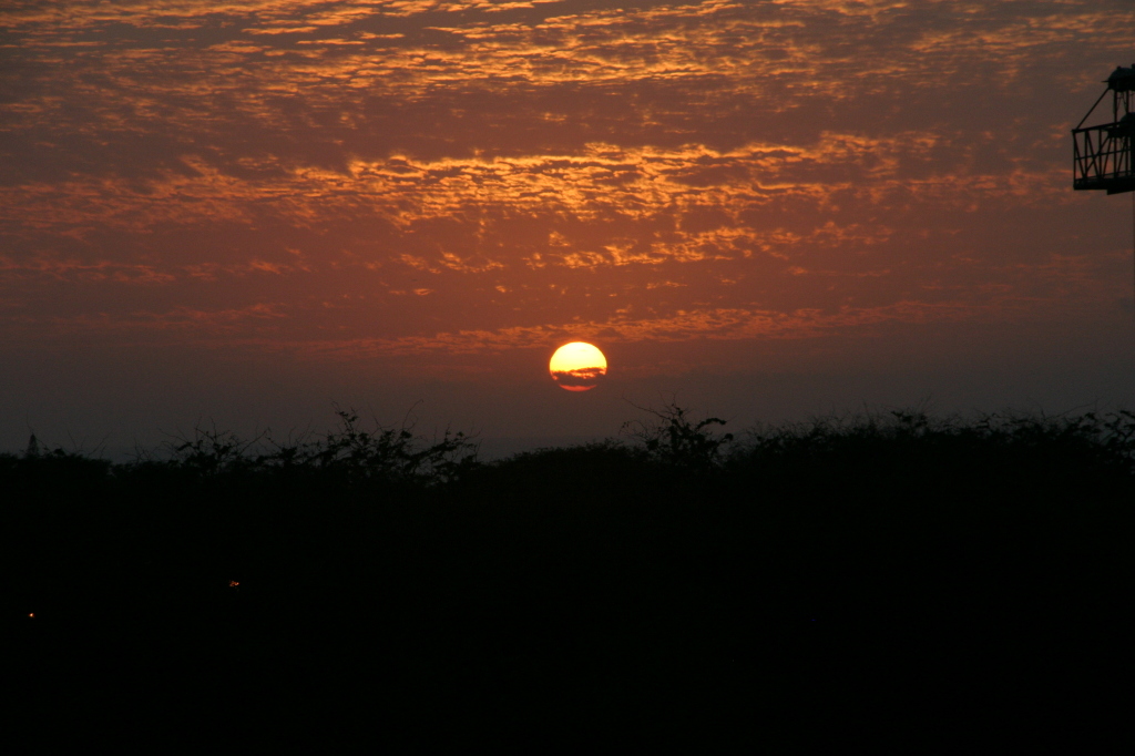 2008-01-09-Hawaii-KoKo-Crater-54-sunset-GOOD.JPG