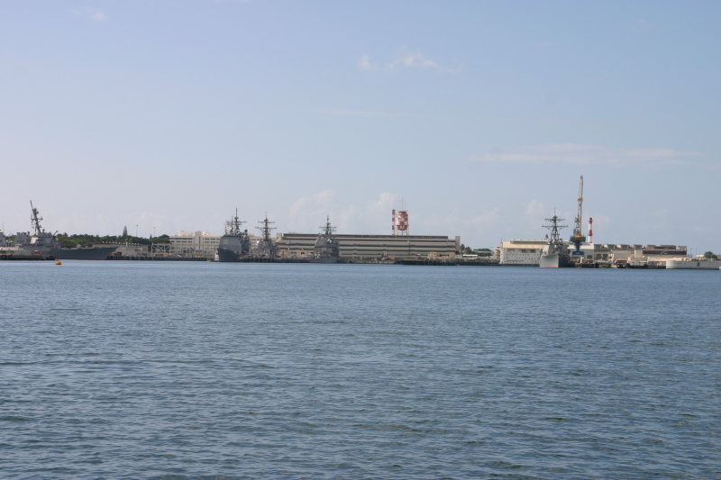 2008/01(January)/Hawaii/Jan11/1-Pearl-Harbor/800x600_2008-01-11-Hawaii-Pearl-Harbor-05.JPG