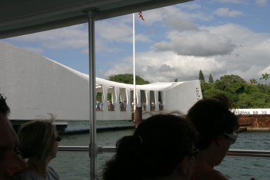 2008-01-11-Hawaii-Pearl-Harbor-24-USS-Arizona.JPG