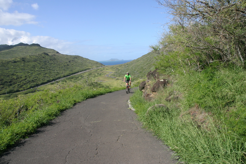 2008/01(January)/Hawaii/Jan11/2-LightHouse-Road/1024x768_2008-01-11-Hawaii-Lighthouse-Road-38-Travis.JPG