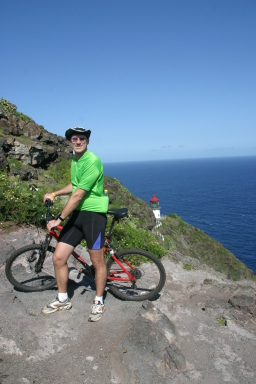 2008-01-11-Hawaii-Lighthouse-Road-05-Travis.JPG