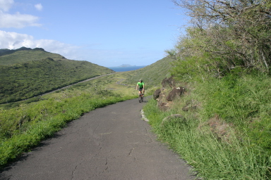 2008-01-11-Hawaii-Lighthouse-Road-38-Travis.JPG