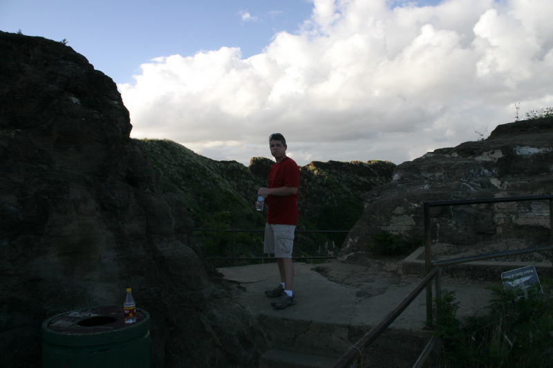 2008-01-11-Hawaii-Diamond-Head-Crater-04-Bill.JPG