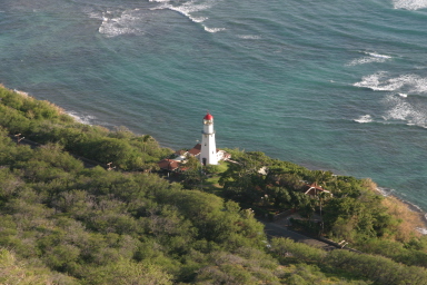2008-01-11-Hawaii-Diamond-Head-Crater-08-lighthouse.JPG