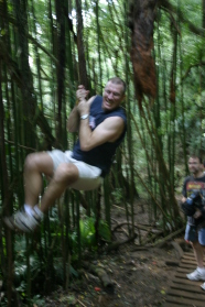 2008-01-12-Hawaii-Manoa-Trail-22-Travis-vine.JPG