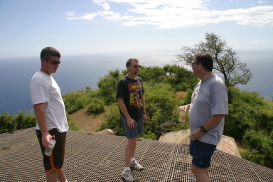 2008-01-12-Hawaii-KoKo-Crater-22-Bill-Rob-Steve.JPG
