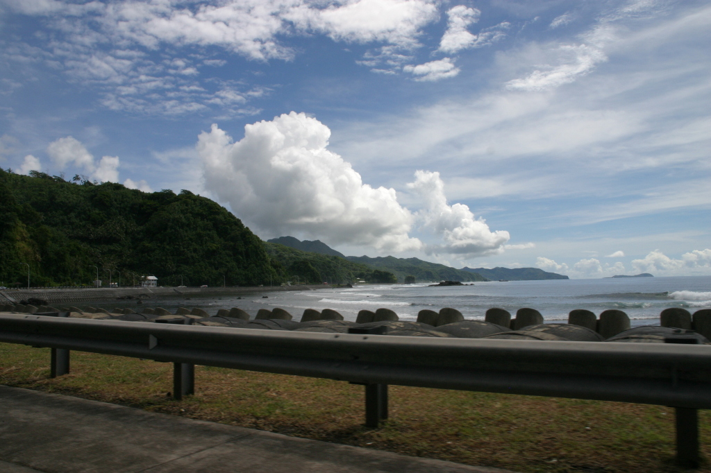 2008/01(January)/Hawaii/Jan16-American-Samoa/Driving/2008-01-16-American-Samoa-01.JPG