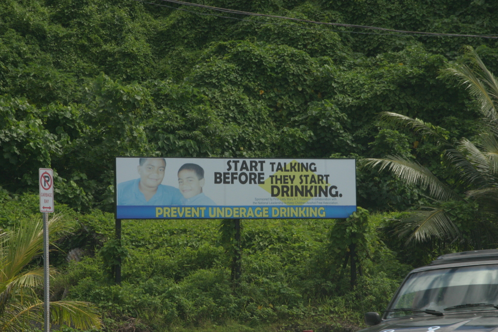 2008/01(January)/Hawaii/Jan16-American-Samoa/Signs/1024x768_2008-01-16-American-Samoa-Signs-13.JPG