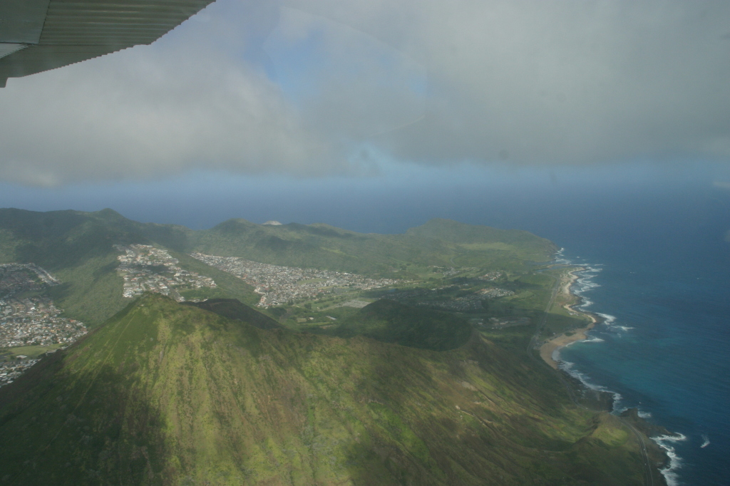 2008-01-19-Hawaii-Juanita-Cesna-114-KoKo-Crater.JPG