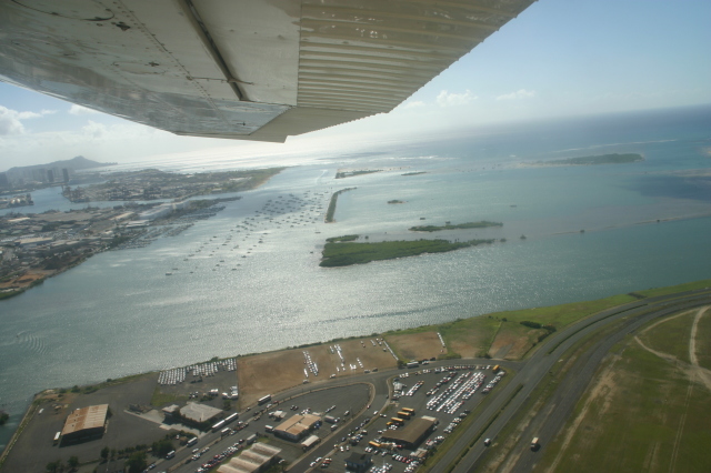2008/01(January)/Hawaii/Jan19-Juanita-Cesna/640x480_2008-01-19-Hawaii-Juanita-Cesna-012.JPG