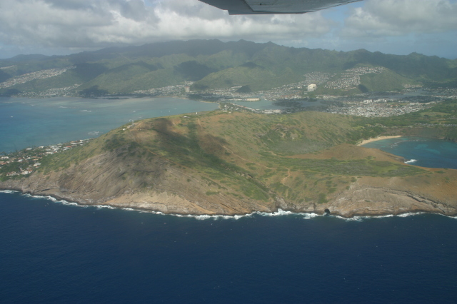 2008/01(January)/Hawaii/Jan19-Juanita-Cesna/640x480_2008-01-19-Hawaii-Juanita-Cesna-027.JPG