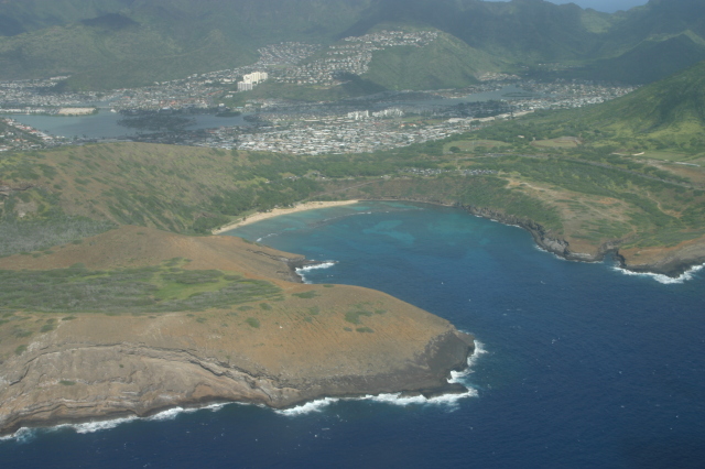 2008/01(January)/Hawaii/Jan19-Juanita-Cesna/640x480_2008-01-19-Hawaii-Juanita-Cesna-028.JPG