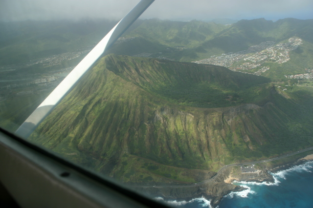 2008-01-19-Hawaii-Juanita-Cesna-109-KoKo-Crater.JPG