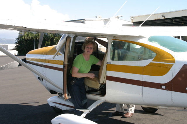 2008/01(January)/Hawaii/Jan19-Juanita-Cesna/640x480_2008-01-19-Hawaii-Juanita-Cesna-159.JPG