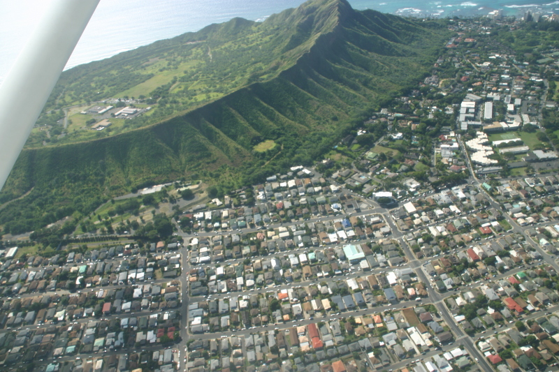 2008-01-19-Hawaii-Juanita-Cesna-022-Diamond-Head-Crater.JPG