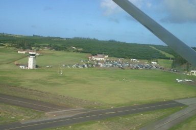 2008-01-19-Hawaii-Juanita-Cesna-076-airport.JPG
