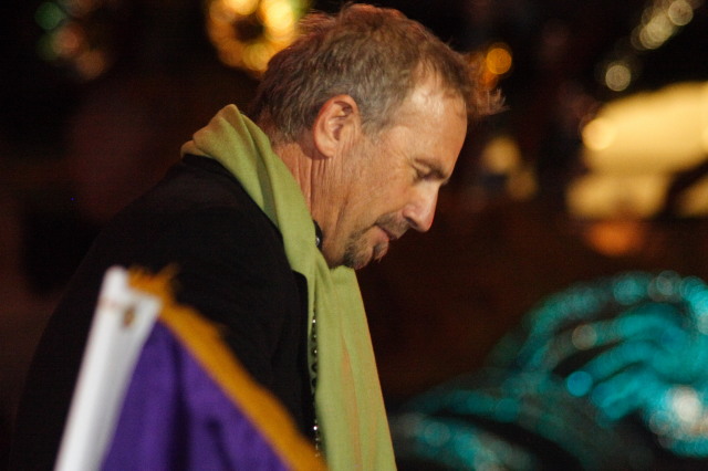 2008-02-01-Beans-n-Jeans-14-Kevin-Costner.JPG