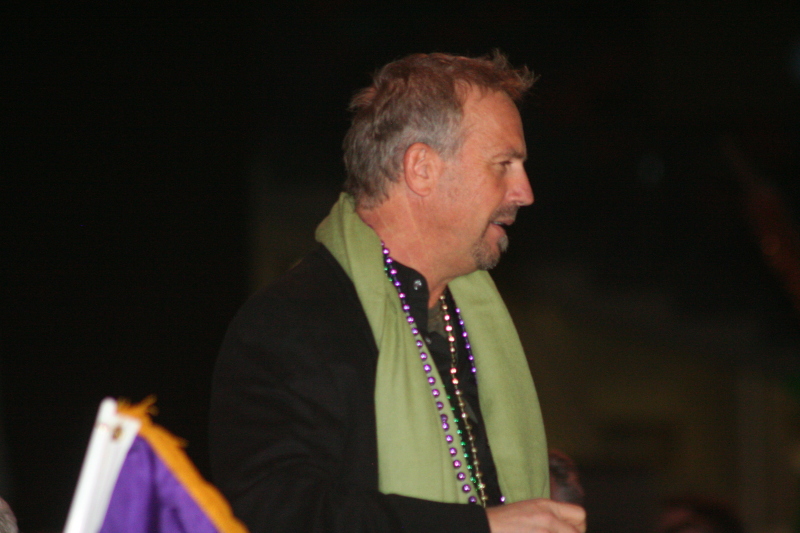2008/02(February)/02_01_Beans_and_Jeans/800x600_2008-02-01-Beans-n-Jeans-11-Kevin-Costner.JPG