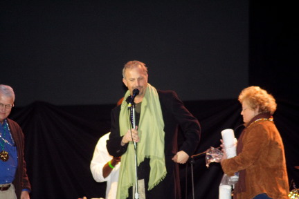 2008-02-01-Beans-n-Jeans-30-Kevin-Costner.JPG