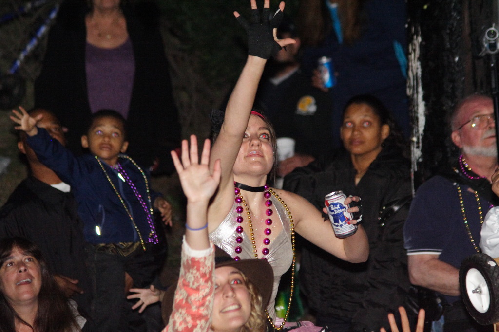 2008/02(February)/02_02_3_Endymion_Parade/1024x768_2008-02-02-Parade-062-Pabst-Blue-Ribbon.JPG