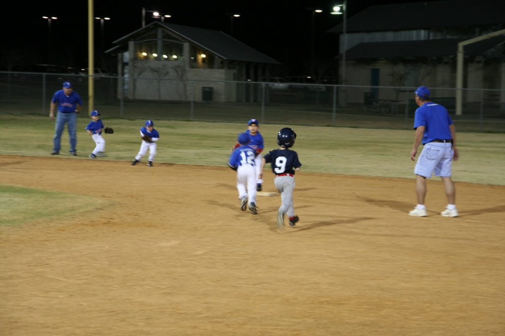2008/03(March)/05-Dax-Red-Sox-tball/1024x768_2008-03-05-Dax-Red-Sox-Tball-5.JPG