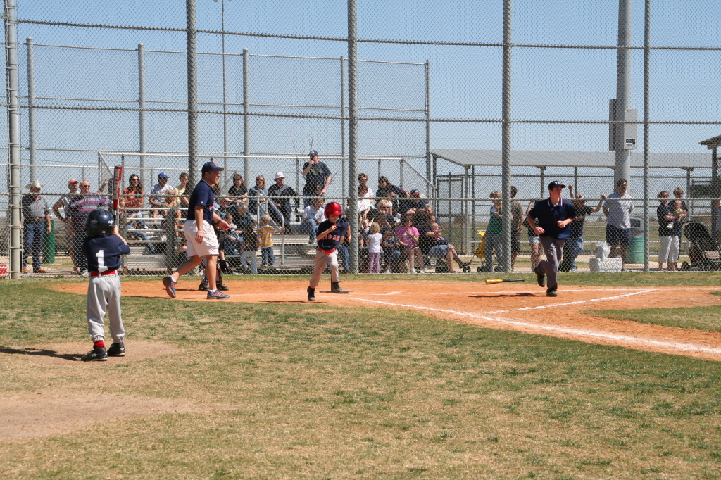 2008/03(March)/15-Dax-Red-Sox-tball/1024x768_2008-03-15-Dax-Red-Sox-06.JPG