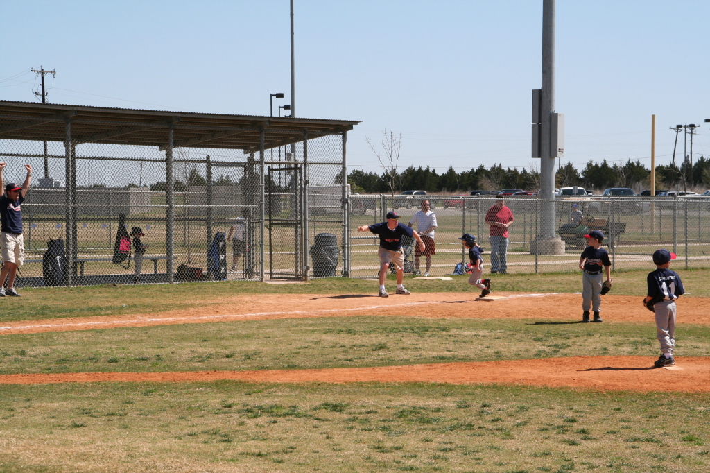 2008/03(March)/15-Dax-Red-Sox-tball/1024x768_2008-03-15-Dax-Red-Sox-17.JPG