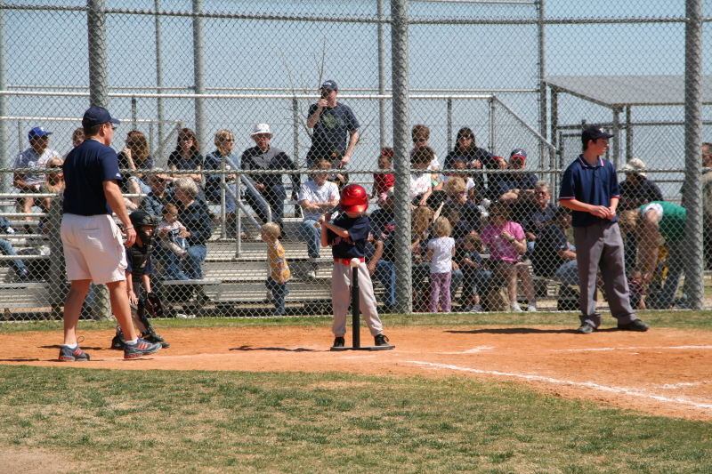 2008/03(March)/15-Dax-Red-Sox-tball/800x600_2008-03-15-Dax-Red-Sox-03.JPG