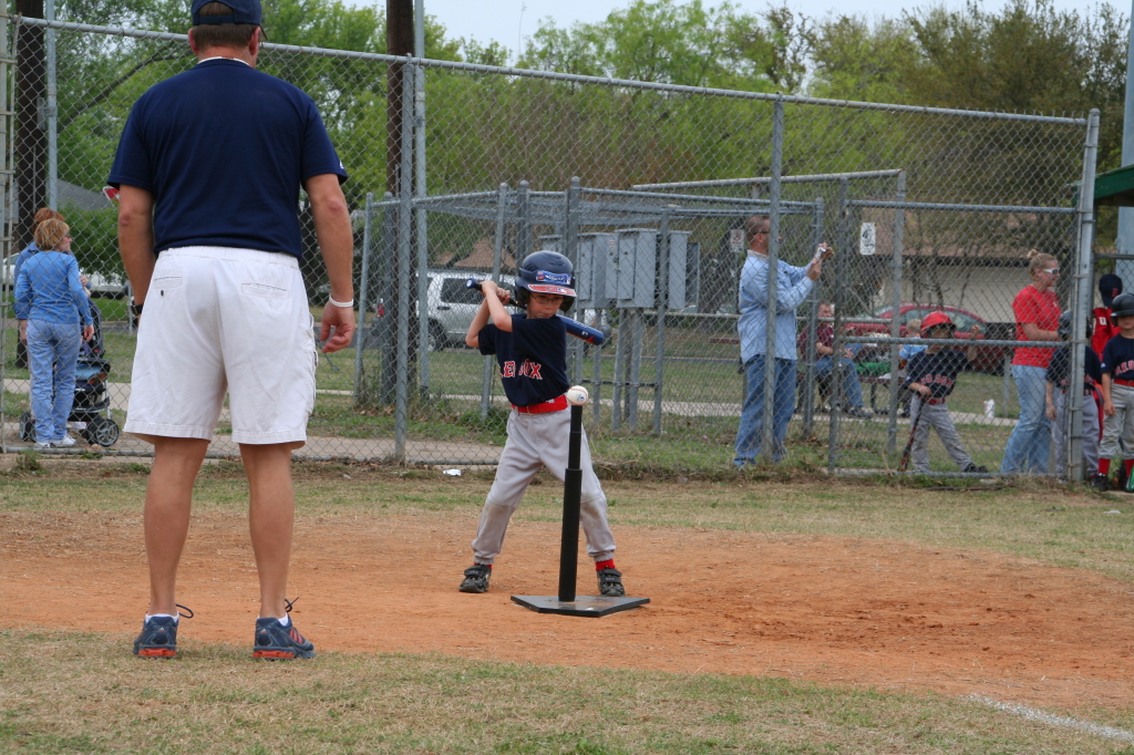 2008/03(March)/29-Dax-Red-Sox-tball/1024x768_2008-03-29-Dax-Red-Sox-08.JPG