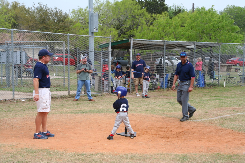 2008/03(March)/29-Dax-Red-Sox-tball/800x600_2008-03-29-Dax-Red-Sox-07.JPG