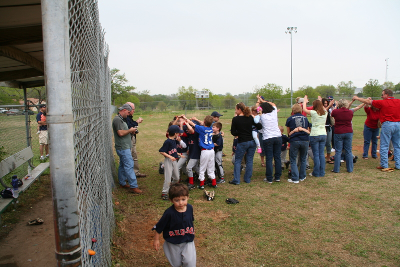 2008/03(March)/29-Dax-Red-Sox-tball/800x600_2008-03-29-Dax-Red-Sox-25.JPG